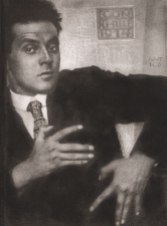 Egon-Schiele-1914-b_big